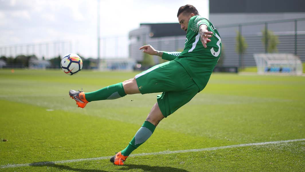 Ederson header